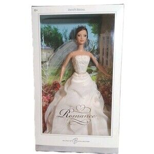 2006 Mattel David’s Bridal Romance Barbie Doll Brunette  Silver Label K8671